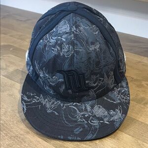 Hart & Huntington Black/ Gray Patterned Fitted Cotton Hat Sz 7 3/8